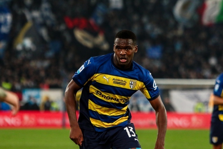 多次在世界 多次在世界