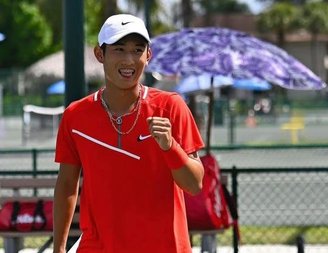 诺里斯首次 诺里斯首次