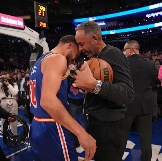 的表现十分 的表现十分