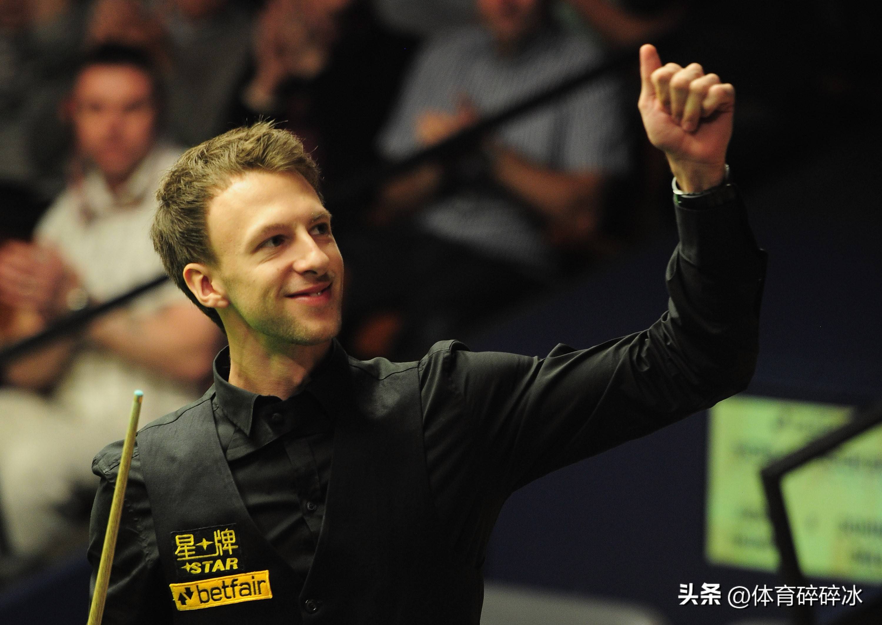 所有人屏住 所有人屏住